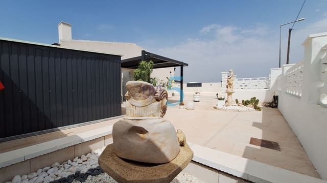 3 soverom Villa til salgs i San Fulgencio med svømmebasseng garasje - € 499 000 (Ref: 9969039)