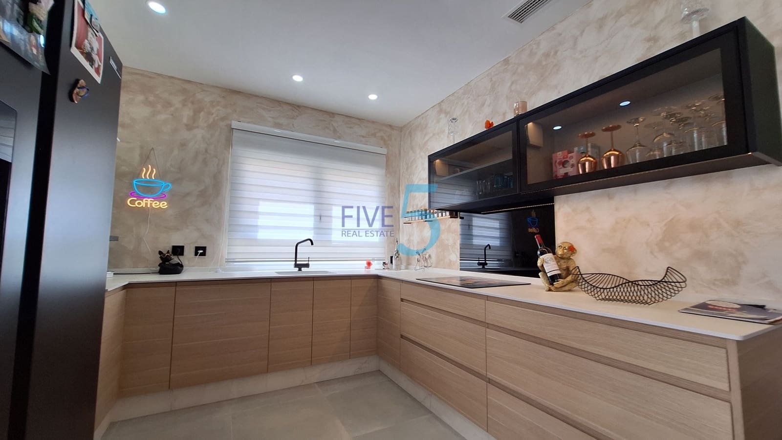 3 bedroom Villa for sale in San Fulgencio with pool garage - € 499,000 (Ref: 9969039)