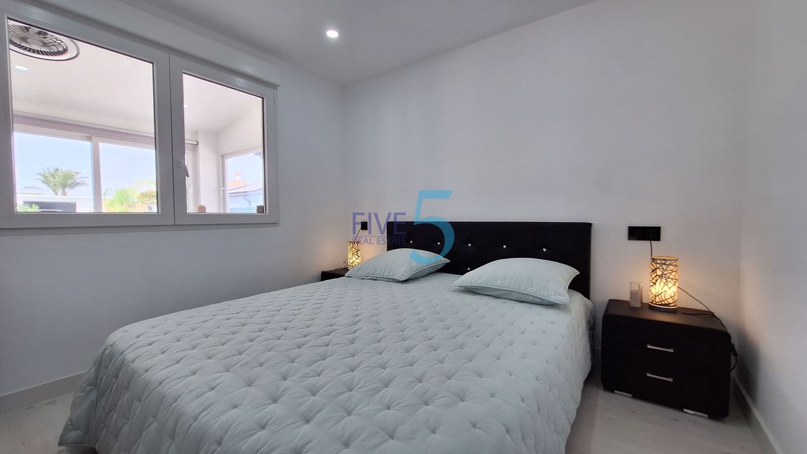 3 bedroom Villa for sale in San Fulgencio with pool garage - € 499,000 (Ref: 9969039)