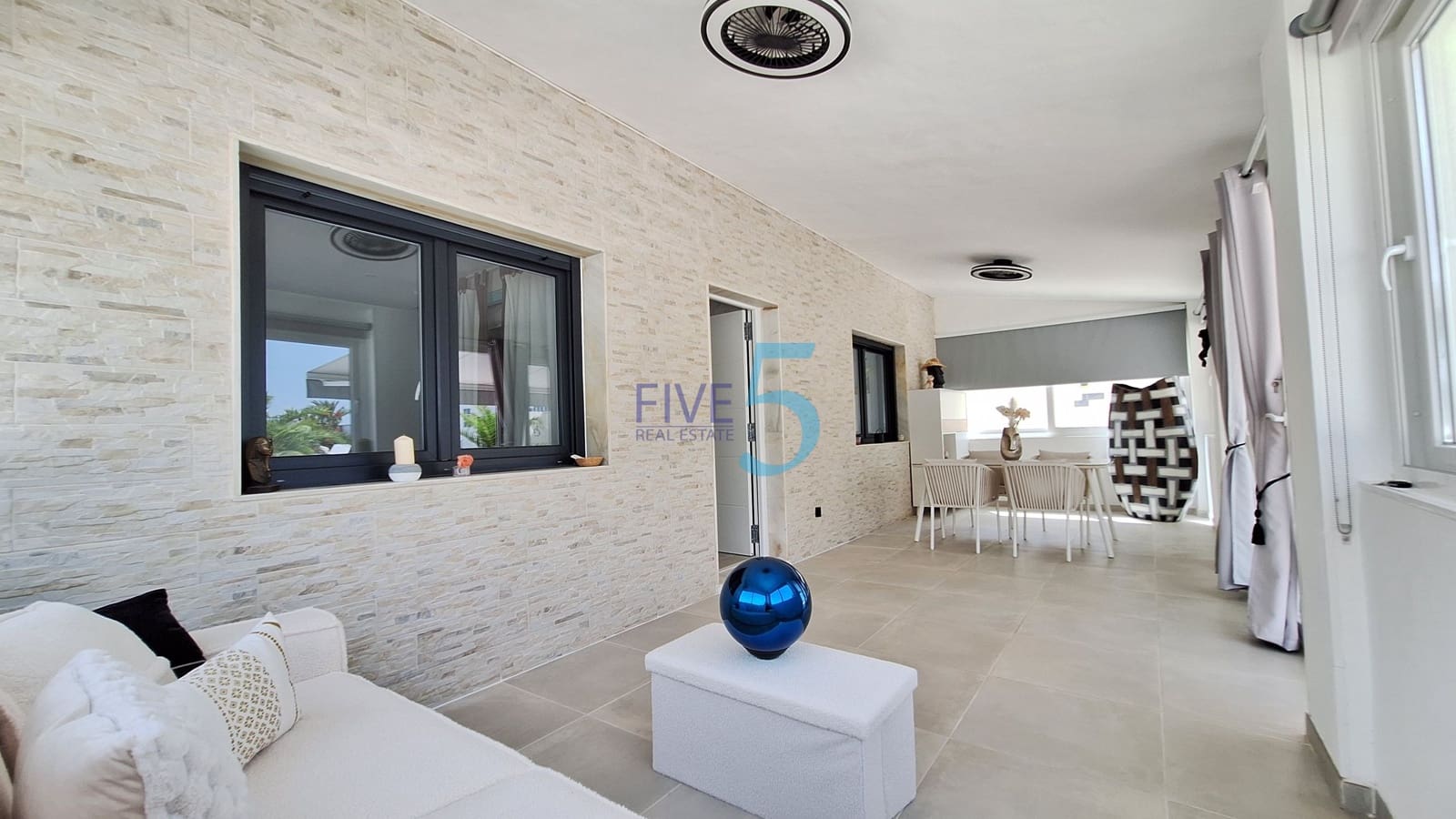 3 bedroom Villa for sale in San Fulgencio with pool garage - € 499,000 (Ref: 9969039)