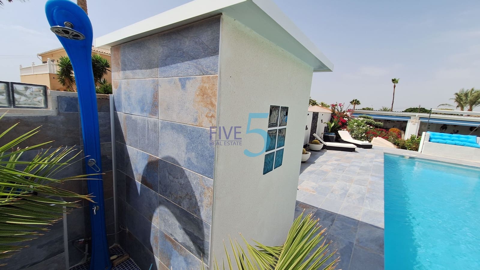 3 bedroom Villa for sale in San Fulgencio with pool garage - € 499,000 (Ref: 9969039)
