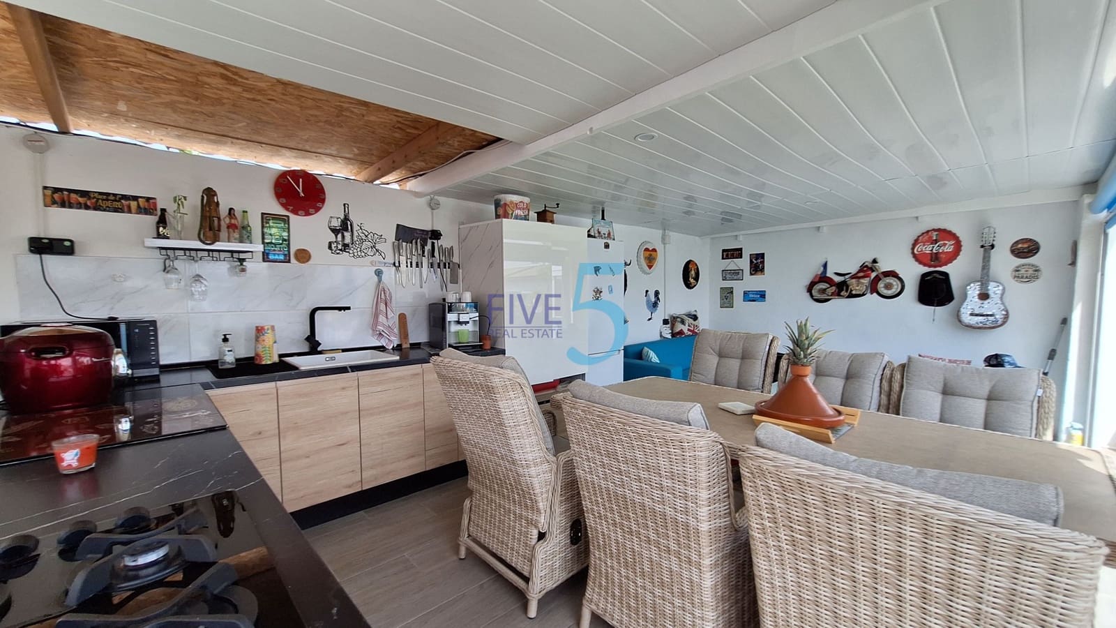 3 bedroom Villa for sale in San Fulgencio with pool garage - € 499,000 (Ref: 9969039)