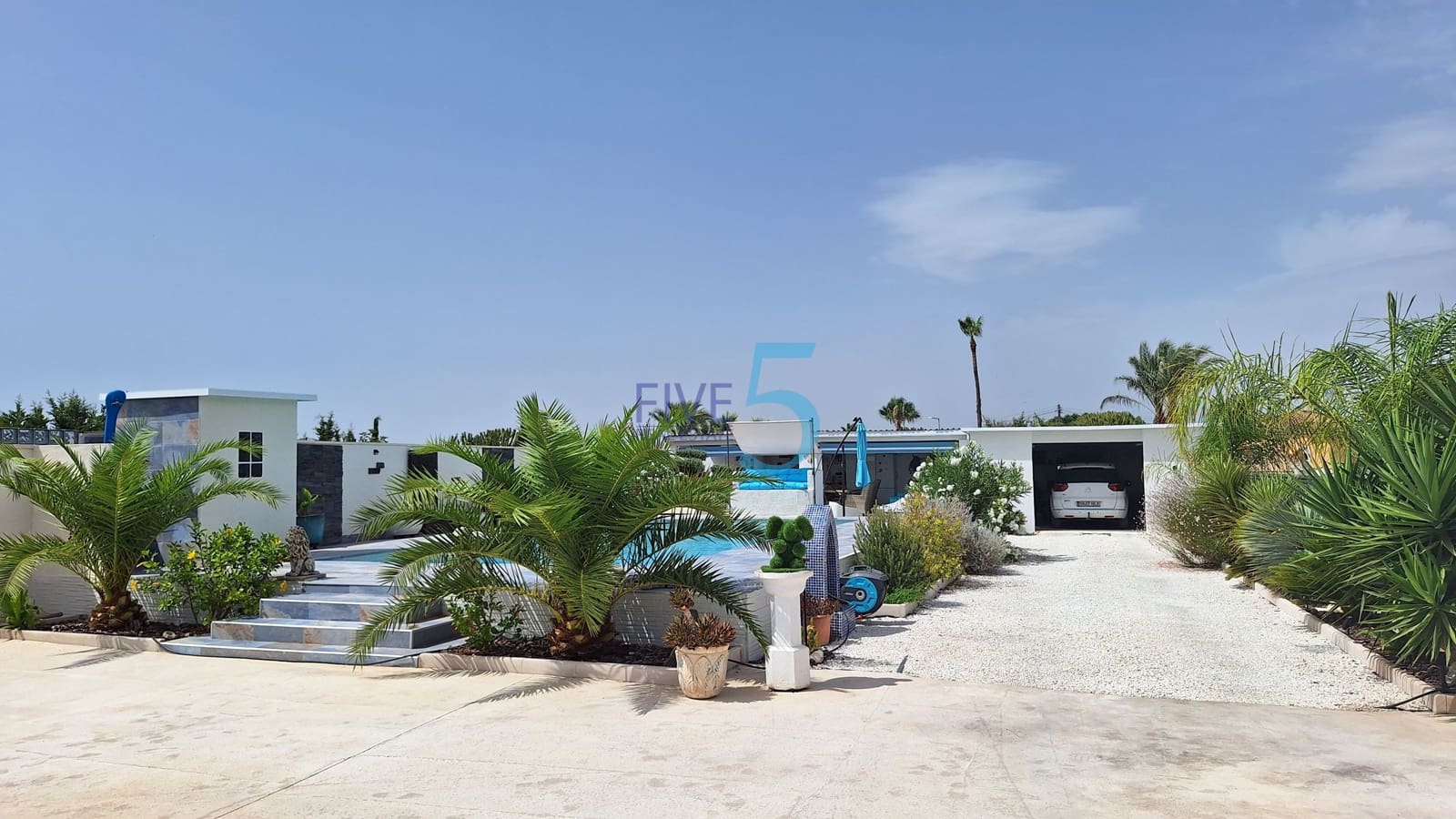 3 bedroom Villa for sale in San Fulgencio with pool garage - € 499,000 (Ref: 9969039)