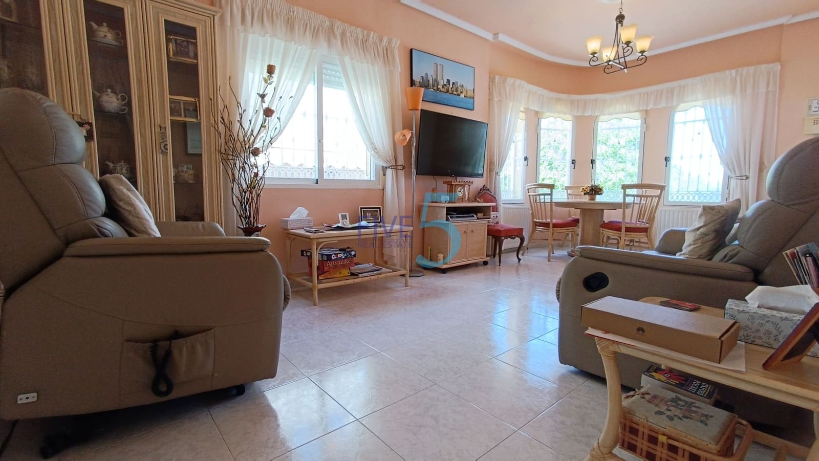 3 slaapkamer Villa te koop in Rojales met zwembad - € 245.000 (Ref: 9969115)