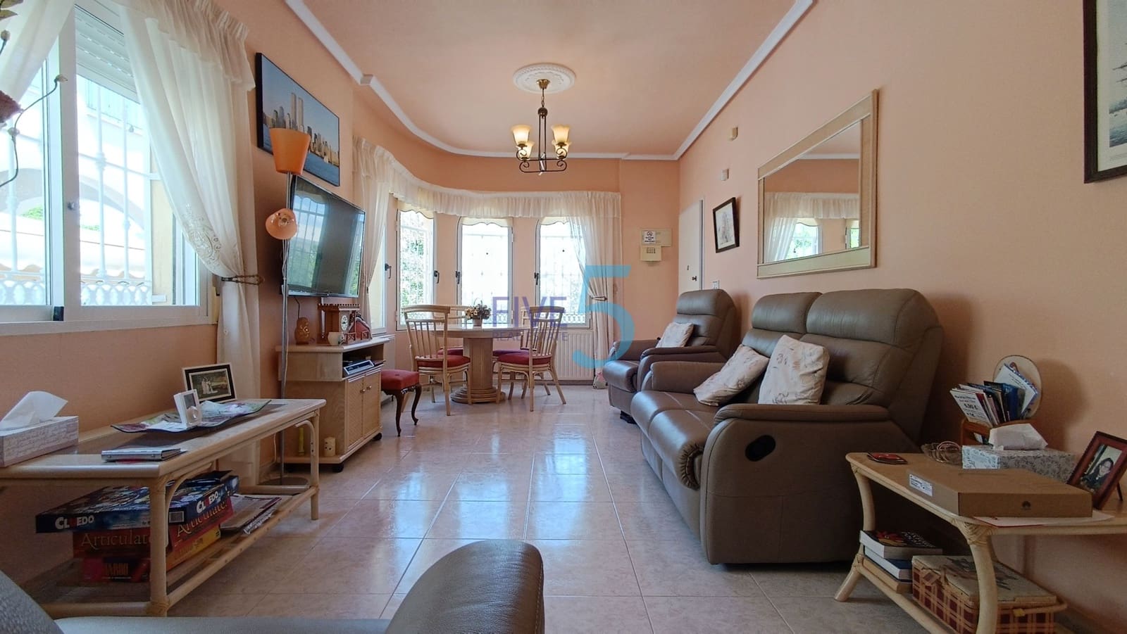 3 slaapkamer Villa te koop in Rojales met zwembad - € 245.000 (Ref: 9969115)