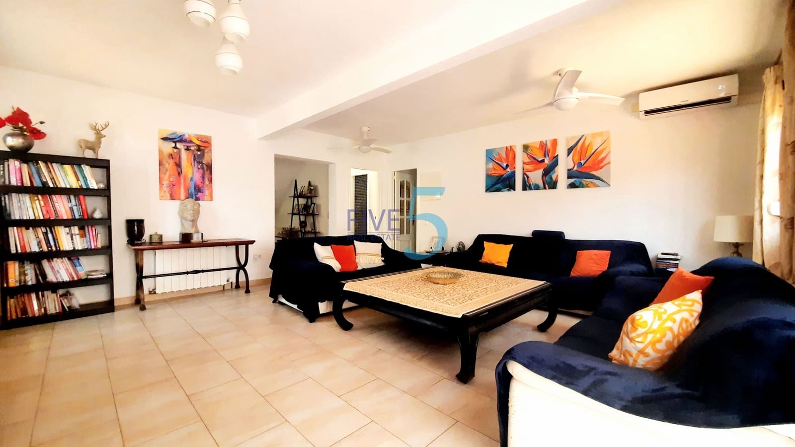 5 bedroom Villa for sale in Los Urrutias with pool garage - € 379,000 (Ref: 9971616)