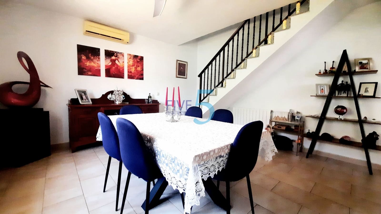 5 bedroom Villa for sale in Los Urrutias with pool garage - € 379,000 (Ref: 9971616)