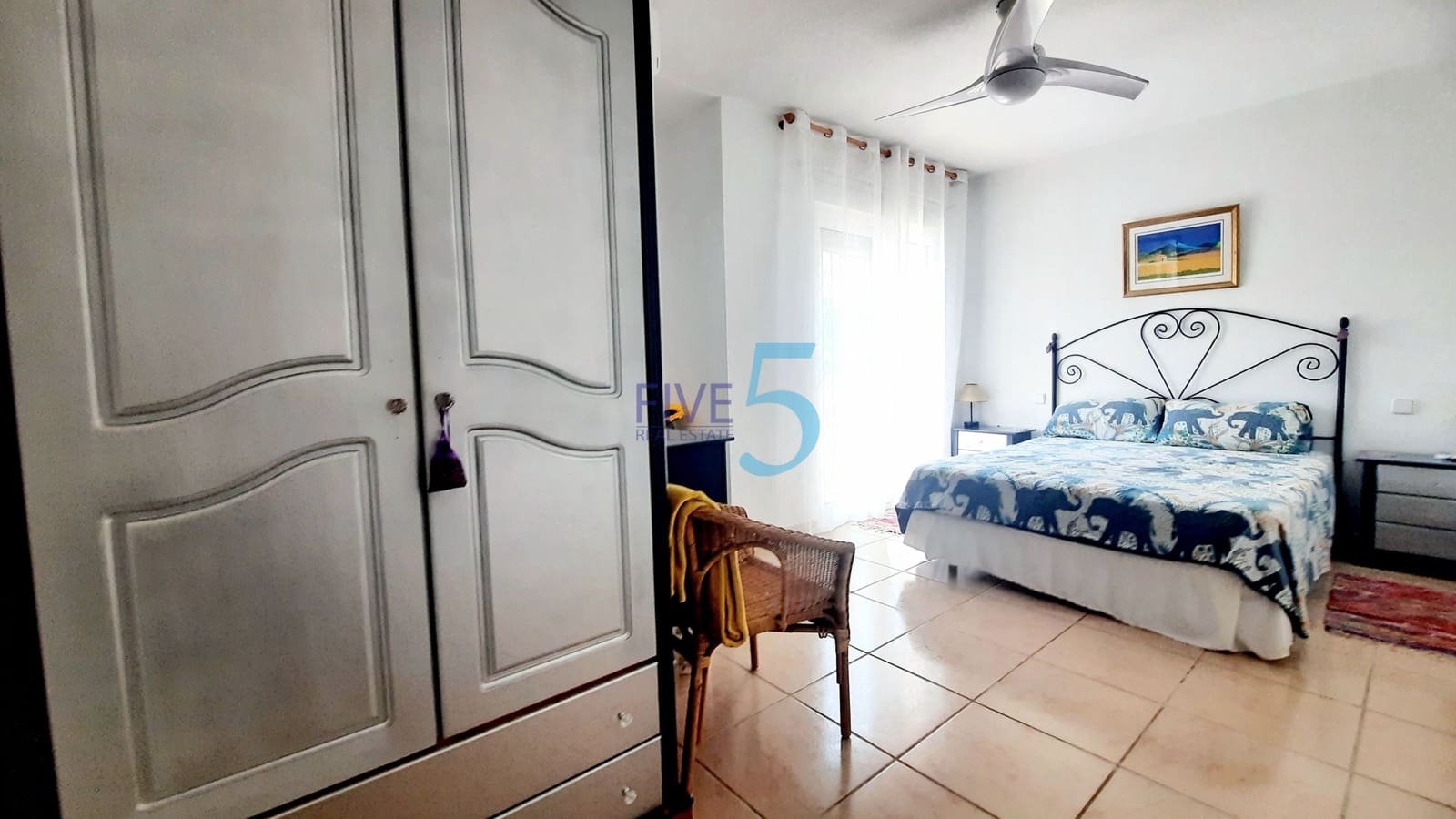 5 bedroom Villa for sale in Los Urrutias with pool garage - € 379,000 (Ref: 9971616)