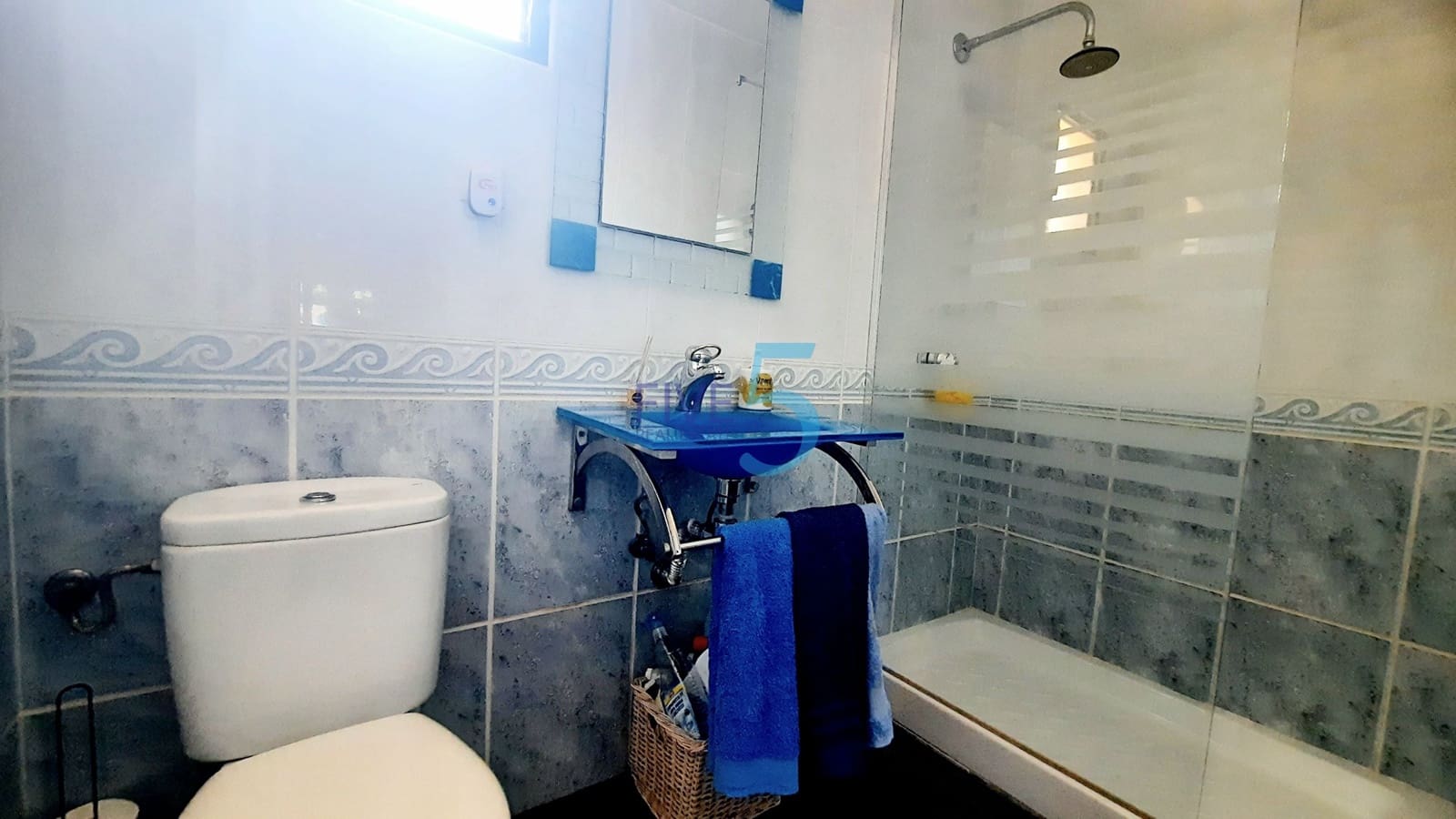 5 bedroom Villa for sale in Los Urrutias with pool garage - € 379,000 (Ref: 9971616)