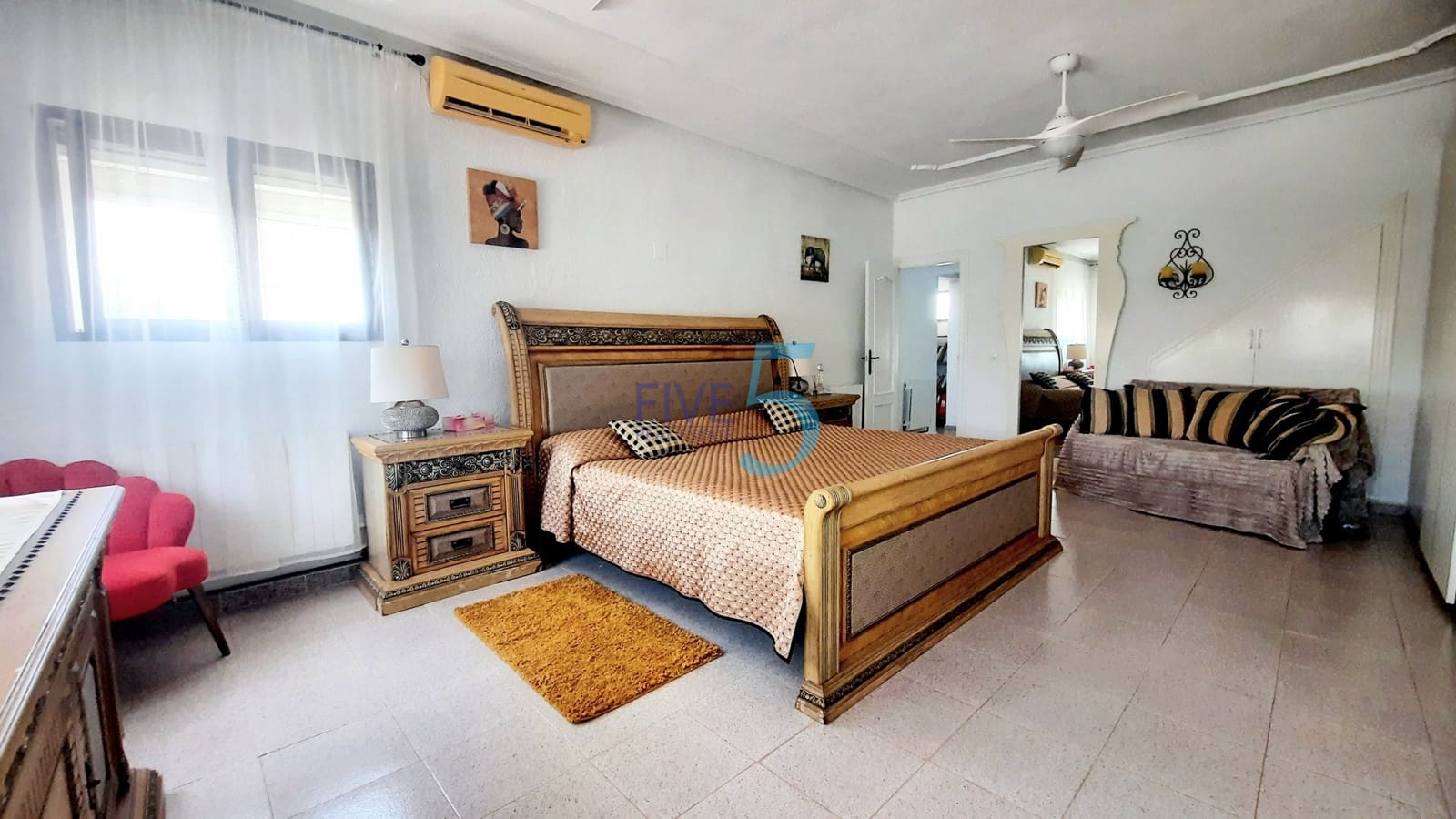 5 bedroom Villa for sale in Los Urrutias with pool garage - € 379,000 (Ref: 9971616)