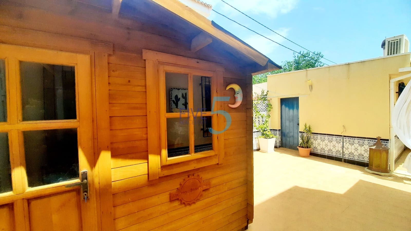 5 bedroom Villa for sale in Los Urrutias with pool garage - € 379,000 (Ref: 9971616)