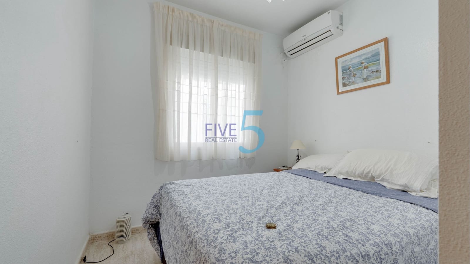 2 bedroom Apartment for sale in Villamartin with pool garage - € 145,000 (Ref: 9971617)
