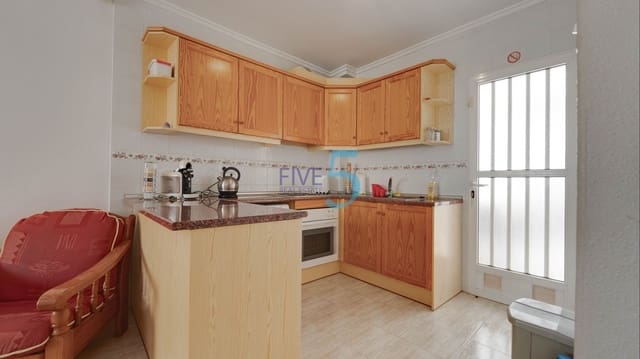 2 bedroom Apartment for sale in Villamartin, Orihuela with pool garage - € 145,000 (Ref: 9971617)