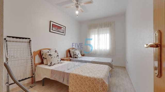 2 bedroom Apartment for sale in Villamartin, Orihuela with pool garage - € 145,000 (Ref: 9971617)