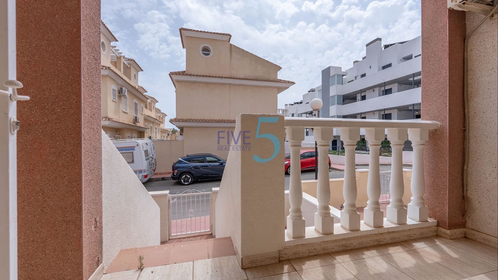 2 bedroom Apartment for sale in Villamartin with pool garage - € 145,000 (Ref: 9971617)