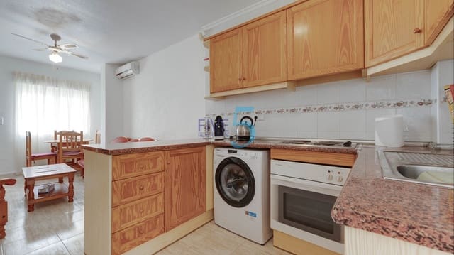 2 bedroom Apartment for sale in Villamartin, Orihuela with pool garage - € 145,000 (Ref: 9971617)