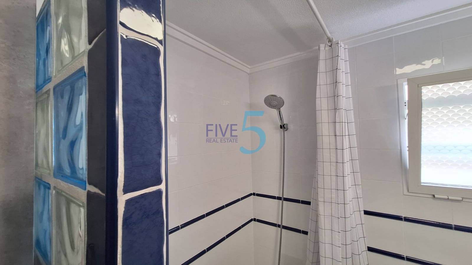2 bedroom Penthouse for sale in Torrevieja - € 199,900 (Ref: 9972261)