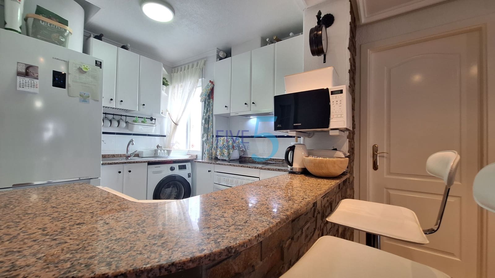2 bedroom Penthouse for sale in Torrevieja - € 199,900 (Ref: 9972261)