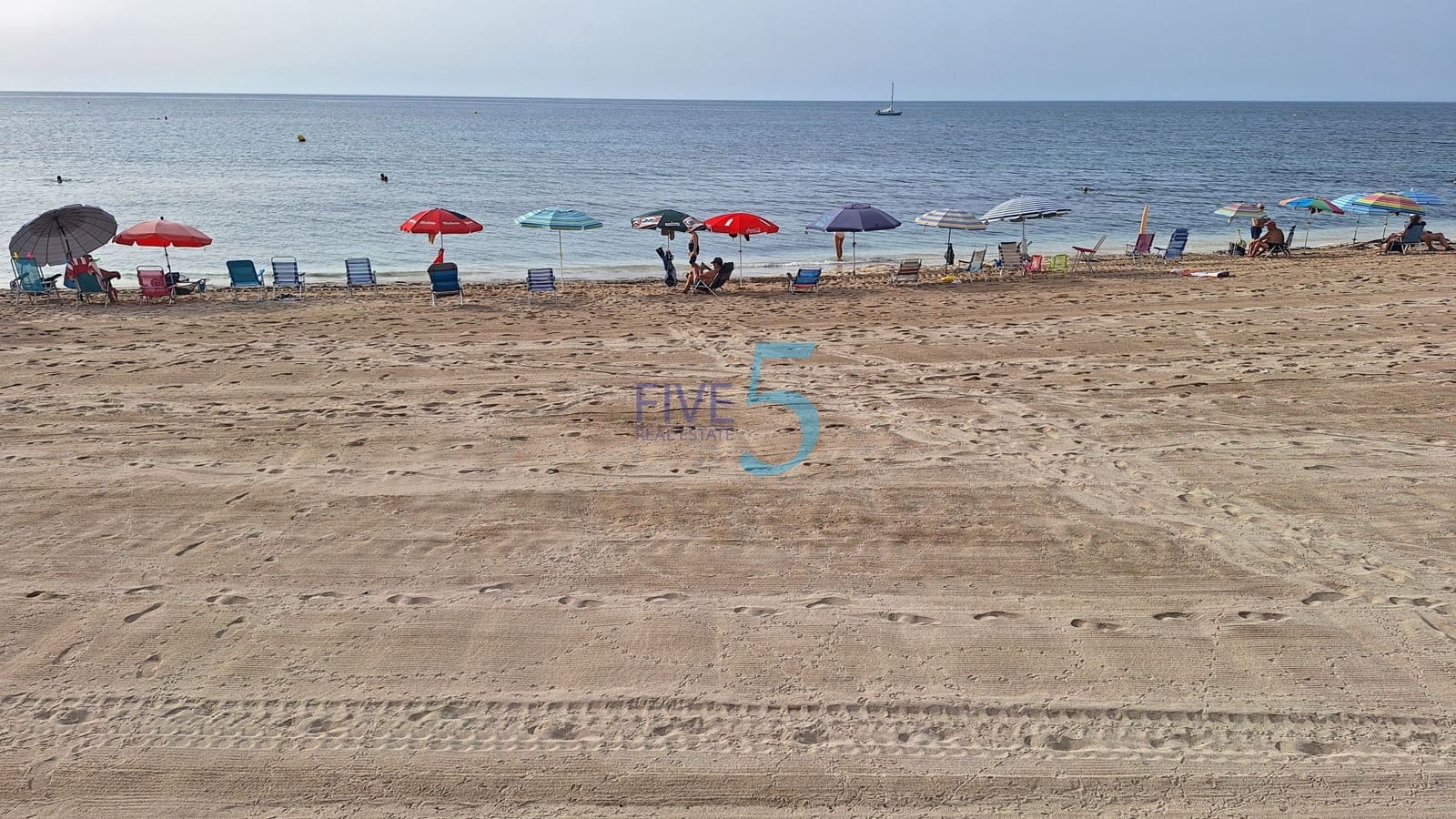 2 bedroom Penthouse for sale in Torrevieja - € 199,900 (Ref: 9972261)