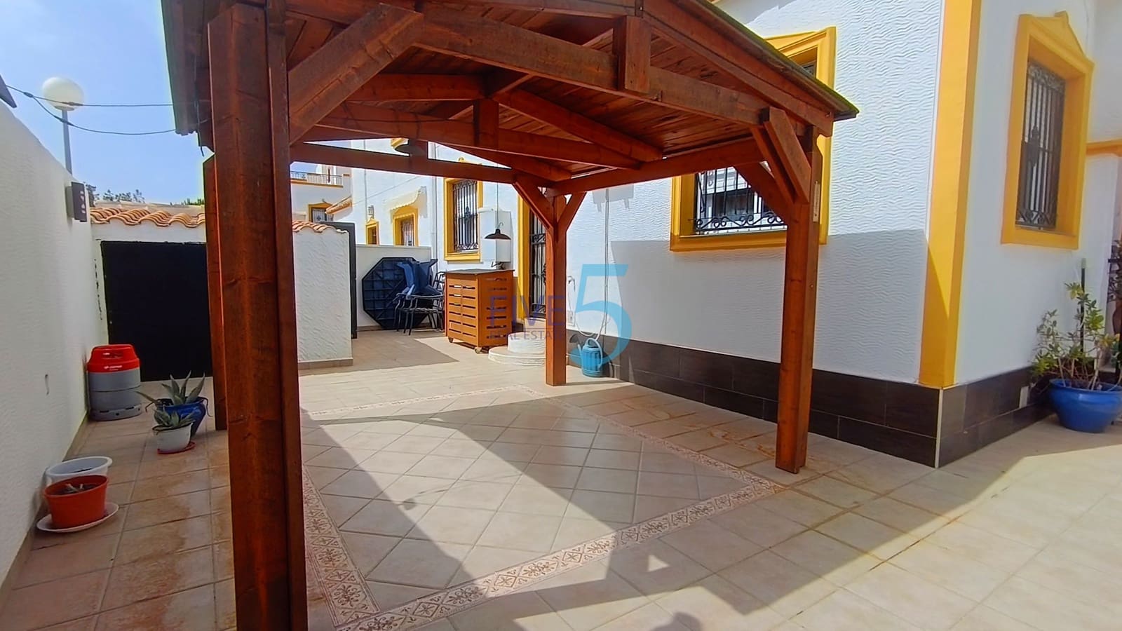 3 Zimmer Haus zu verkaufen in Vistabella mit Pool - 195.000 € (Ref: 9972262)