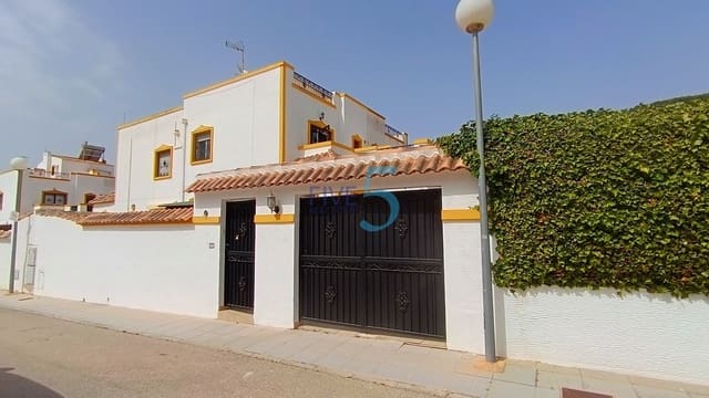 3 Zimmer Haus zu verkaufen in Vistabella, Orihuela mit Pool - 195.000 € (Ref: 9972262)