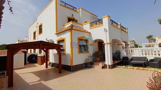 3 Zimmer Haus zu verkaufen in Vistabella, Orihuela mit Pool - 195.000 € (Ref: 9972262)