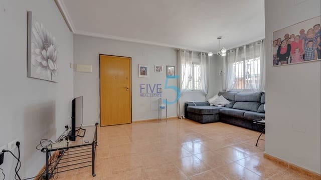 Casa de 3 habitaciones en Vistabella, Orihuela en venta con piscina - 195.000 € (Ref: 9972262)