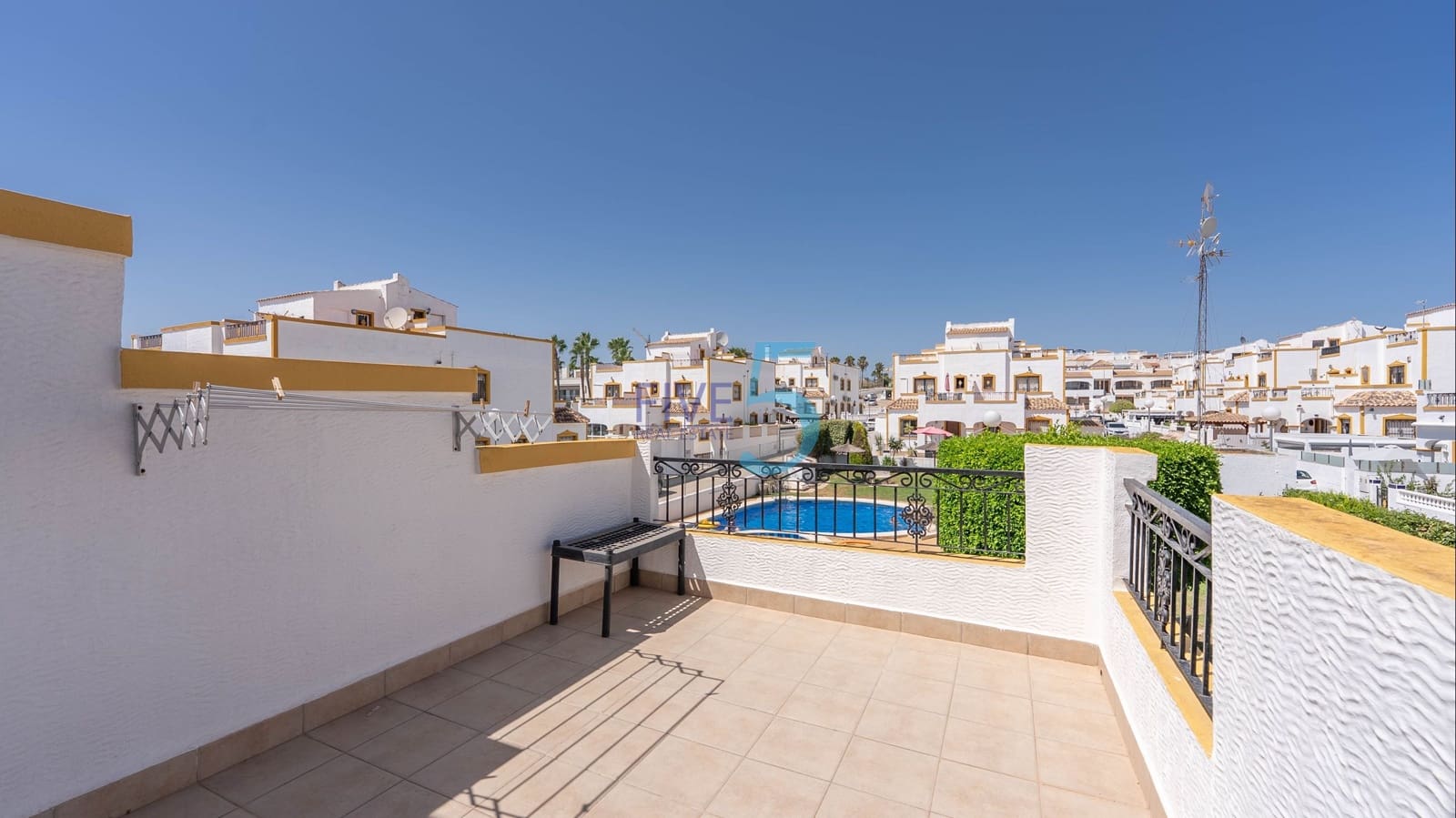 3 bedroom Townhouse for sale in Vistabella with pool - € 195,000 (Ref: 9972262)