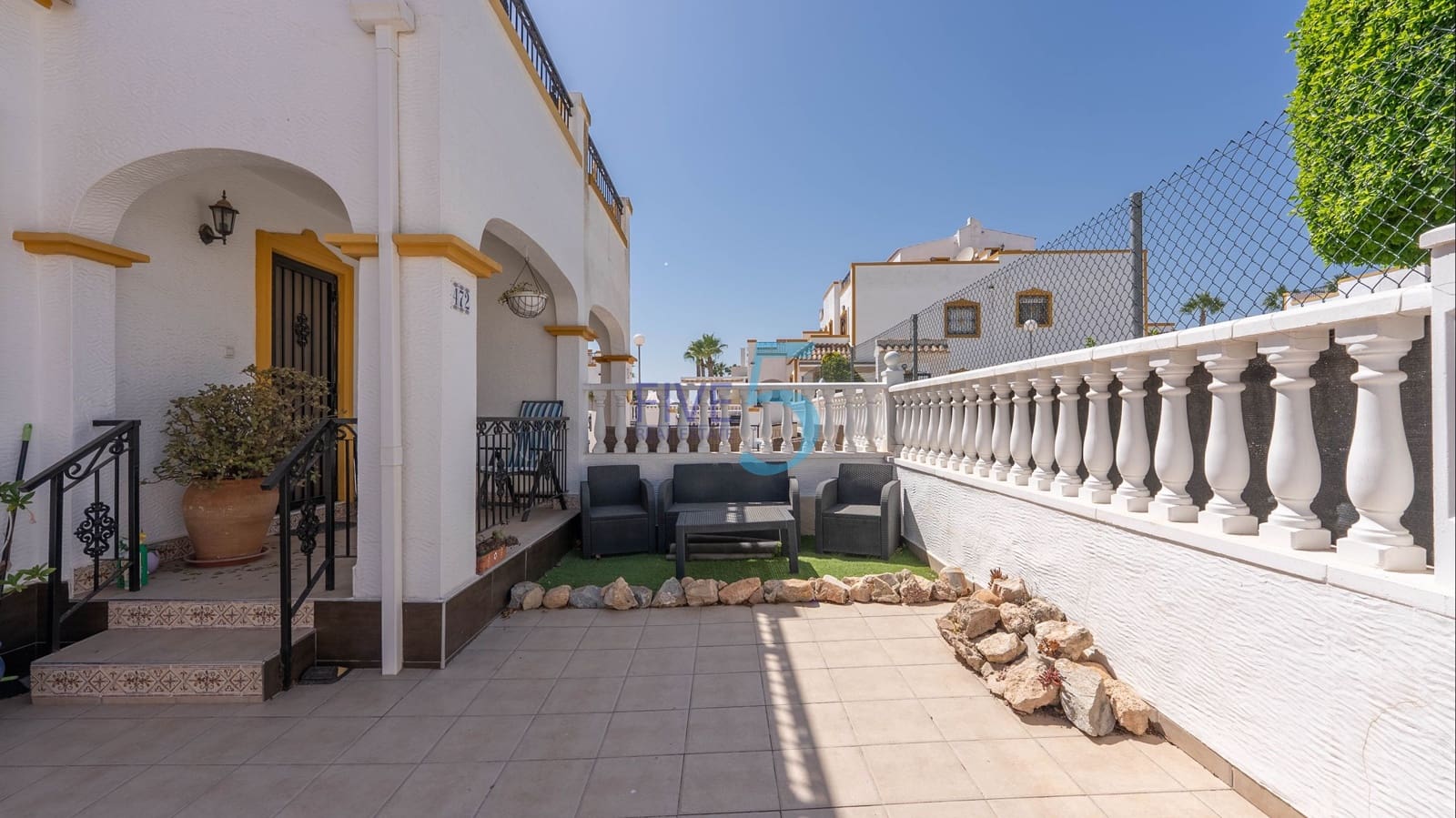 3 bedroom Townhouse for sale in Vistabella with pool - € 195,000 (Ref: 9972262)