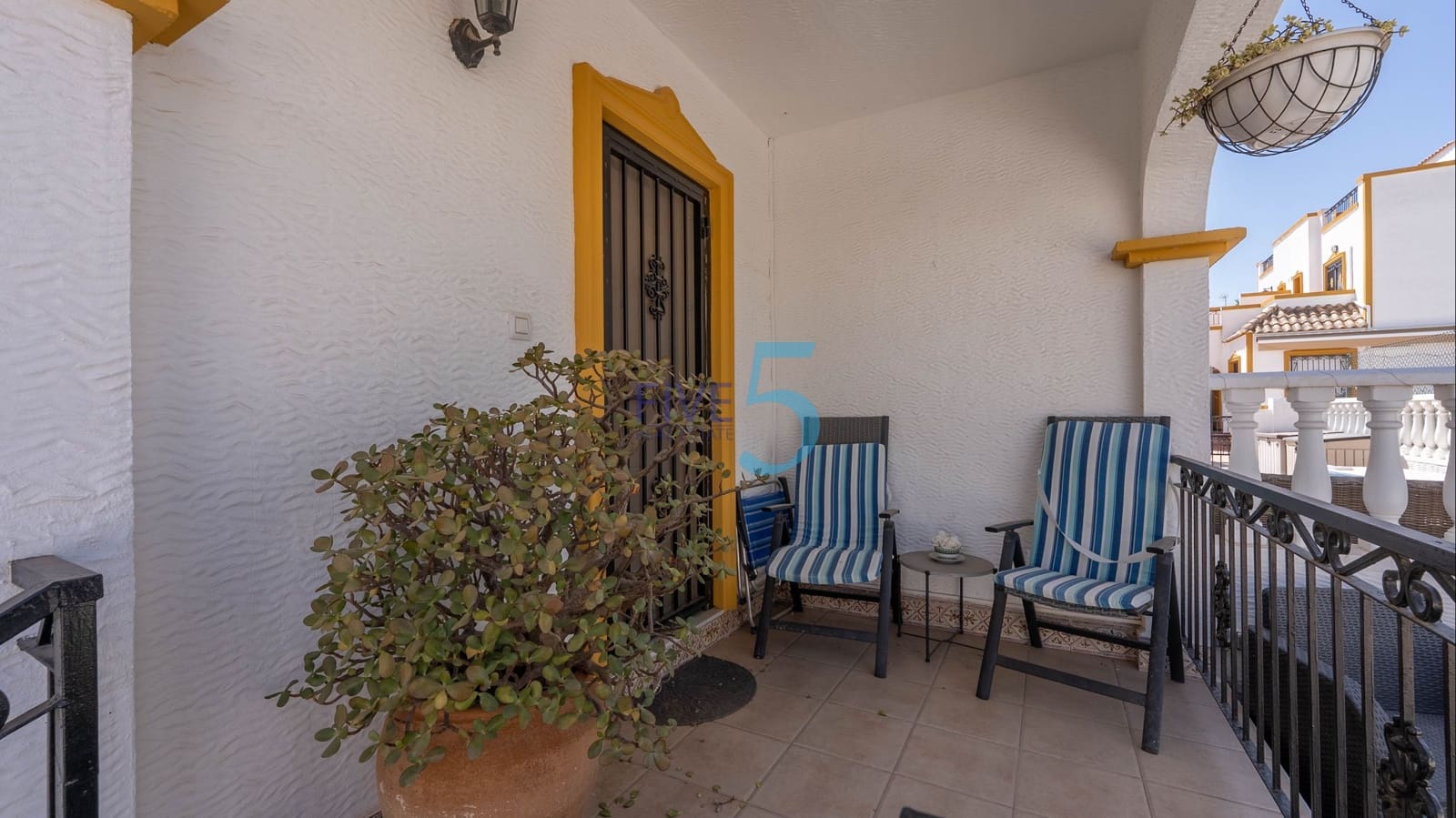 3 bedroom Townhouse for sale in Vistabella with pool - € 195,000 (Ref: 9972262)