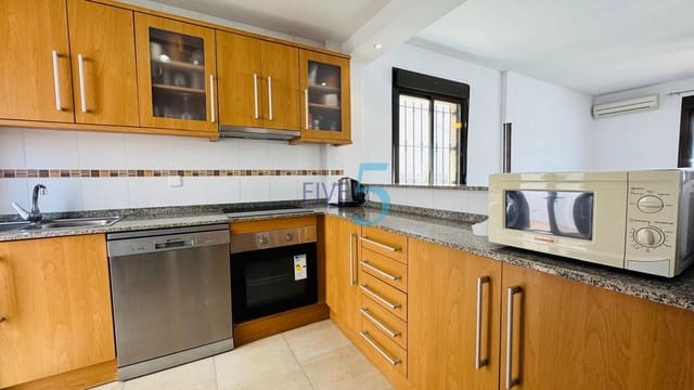 3 sovrum Villa till salu i Villamartin, Orihuela med pool garage - 299 000 € (Ref: 9973845)
