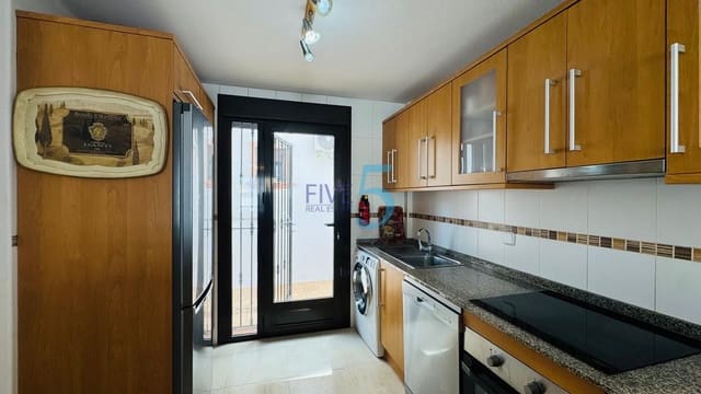 3 sovrum Villa till salu i Villamartin, Orihuela med pool garage - 299 000 € (Ref: 9973845)