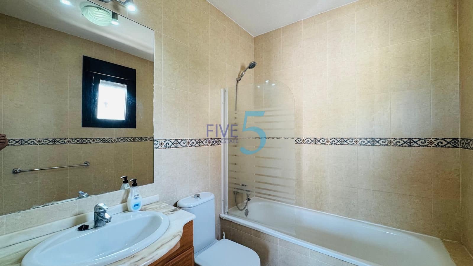 3 bedroom Villa for sale in Villamartin with pool garage - € 299,000 (Ref: 9973845)