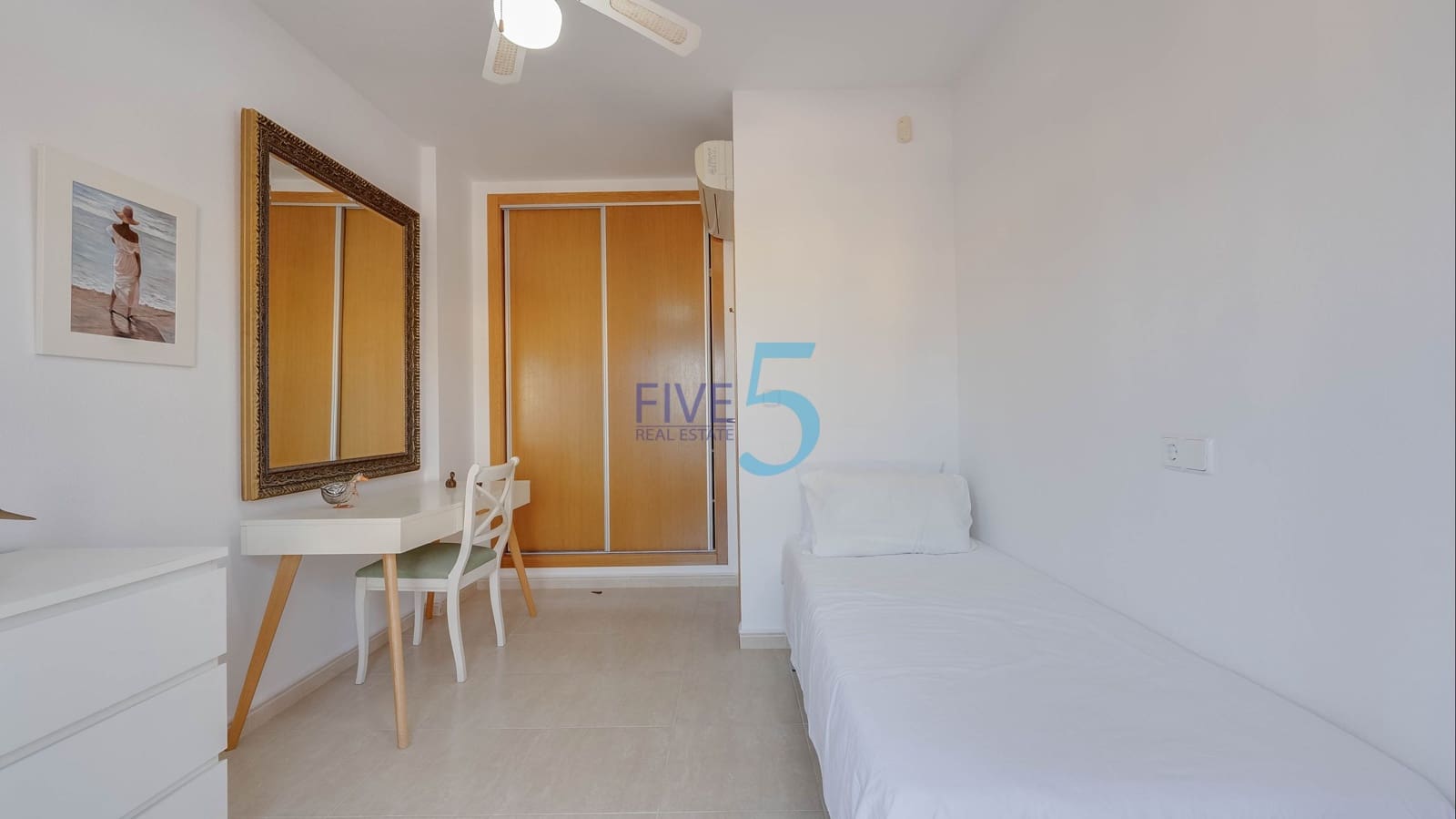 3 soverom Villa til salgs i Villamartin med svømmebasseng garasje - € 299 000 (Ref: 9973845)
