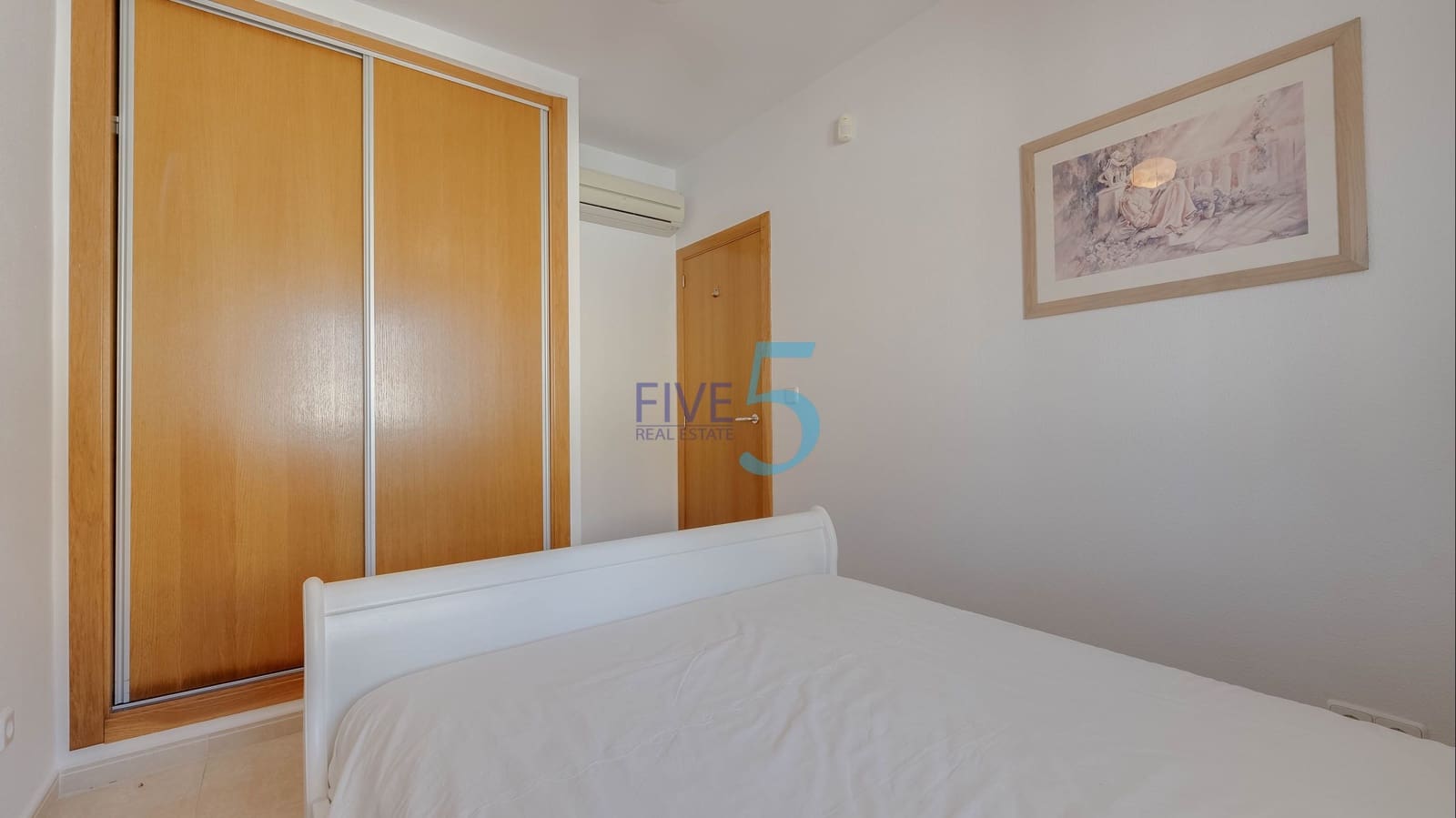 3 soverom Villa til salgs i Villamartin med svømmebasseng garasje - € 299 000 (Ref: 9973845)
