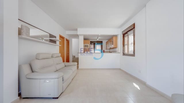 3 soveværelse Villa til salg i Villamartin, Orihuela med swimmingpool garage - € 299.000 (Ref: 9973845)