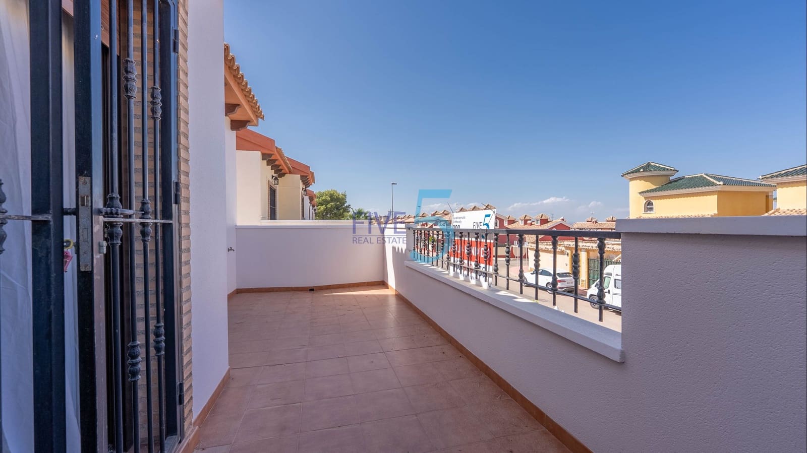 3 soverom Villa til salgs i Villamartin med svømmebasseng garasje - € 299 000 (Ref: 9973845)