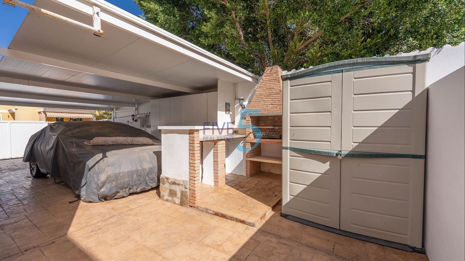 3 soverom Villa til salgs i Villamartin med svømmebasseng garasje - € 299 000 (Ref: 9973845)