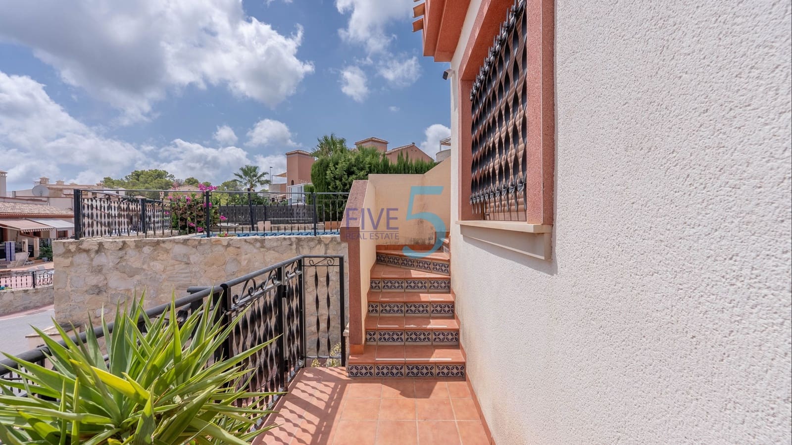2 bedroom Townhouse for sale in San Miguel de Salinas with pool - € 189,000 (Ref: 9974527)