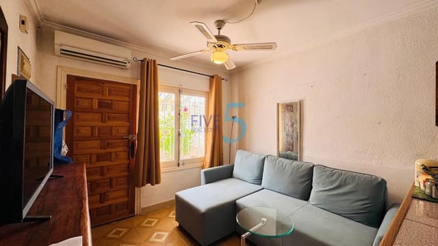 1 soverom Hus til salgs i Torrevieja med svømmebasseng - € 98 000 (Ref: 9974528)