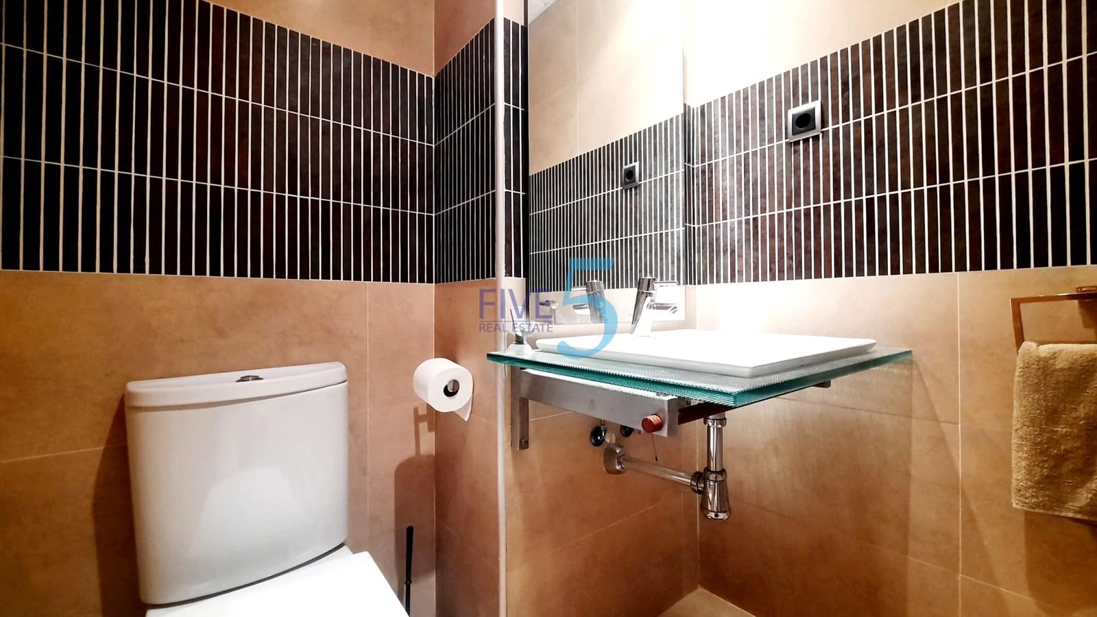 2 soveværelse Lejlighed til salg i Los Alcazares med swimmingpool garage - € 183.000 (Ref: 9974529)