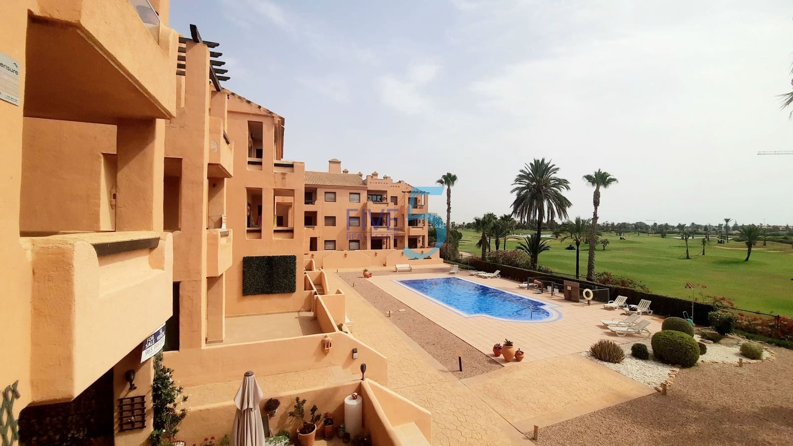 2 soveværelse Lejlighed til salg i Los Alcazares med swimmingpool garage - € 183.000 (Ref: 9974529)
