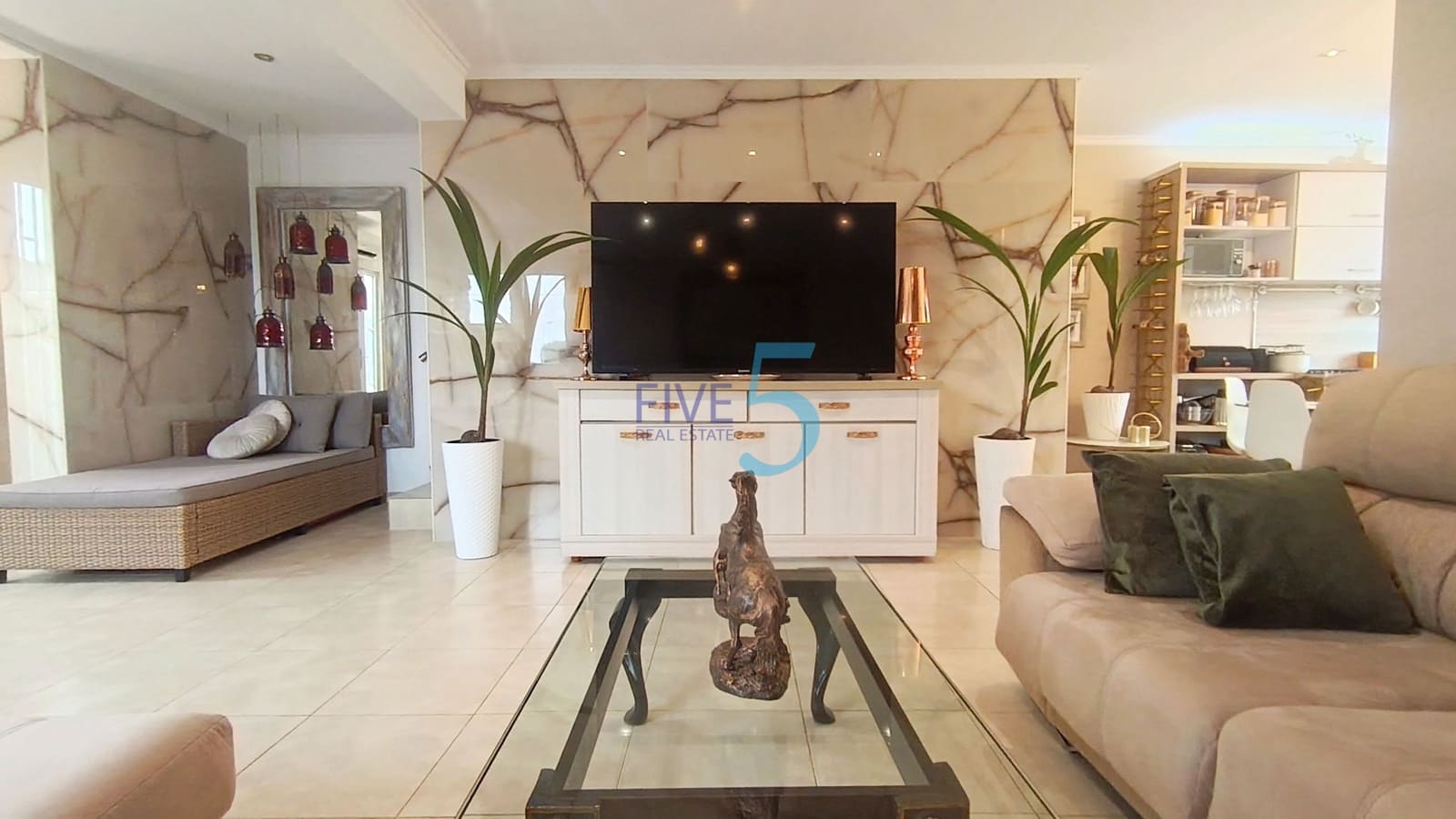3 sovrum Semi-fristående Villa till salu i Torrevieja - 249 999 € (Ref: 9976325)