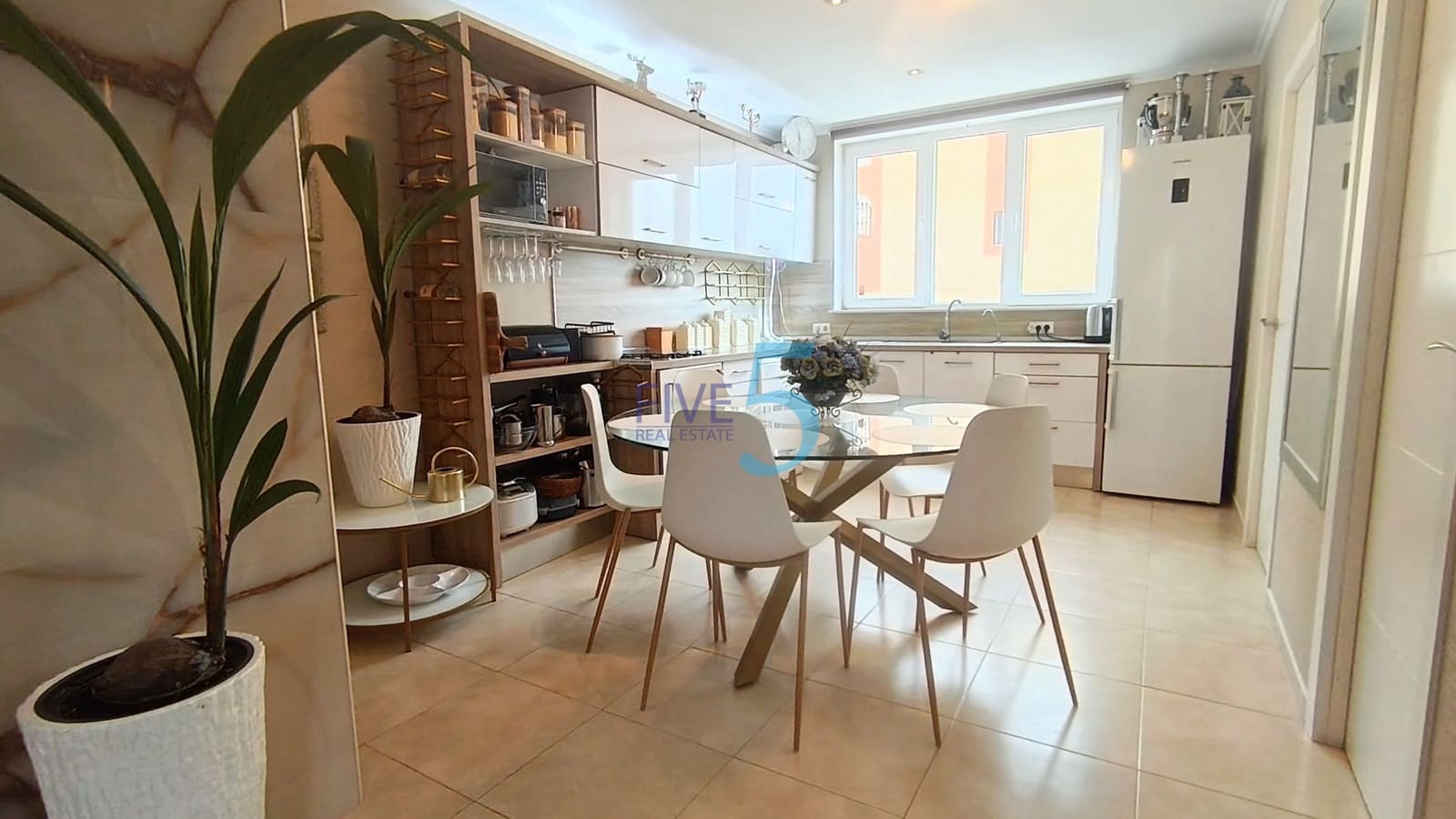 3 sovrum Semi-fristående Villa till salu i Torrevieja - 249 999 € (Ref: 9976325)