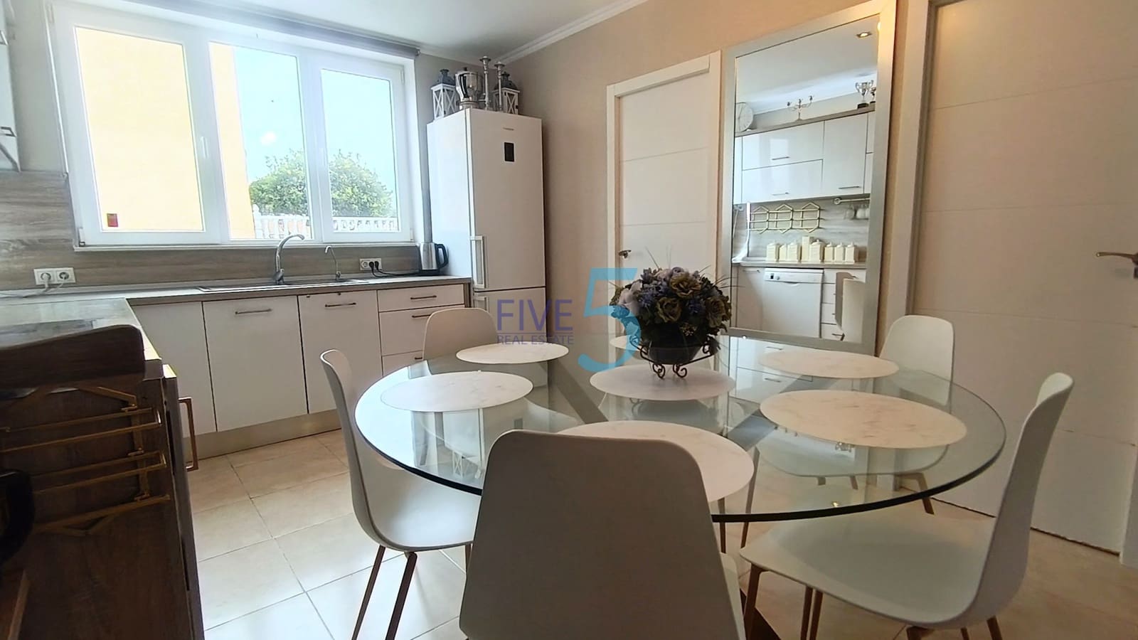 3 sovrum Semi-fristående Villa till salu i Torrevieja - 249 999 € (Ref: 9976325)
