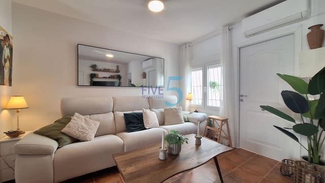 2 Zimmer Bungalow zu verkaufen in Torrevieja mit Pool - 169.000 € (Ref: 9976480)