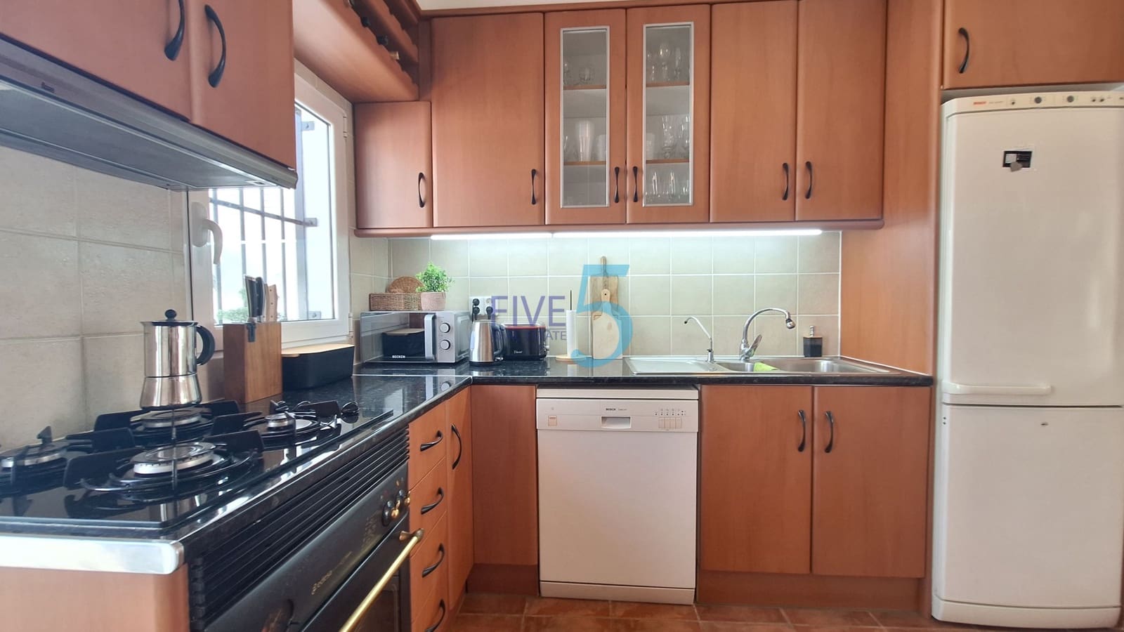 2 Zimmer Bungalow zu verkaufen in Torrevieja mit Pool - 169.000 € (Ref: 9976480)