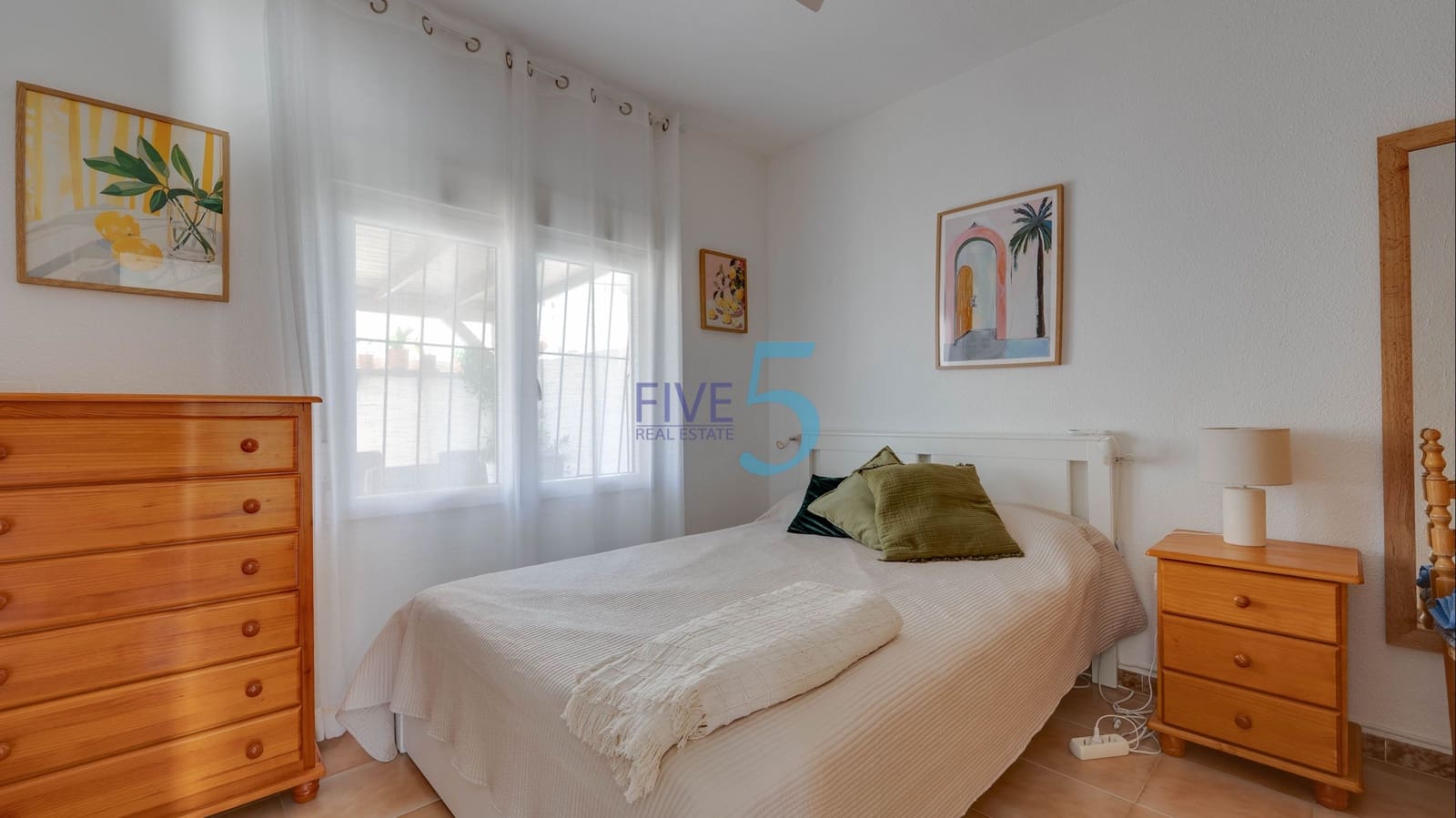 2 camera da letto Bungalow in vendita in Torrevieja con piscina garage - 169.000 € (Rif: 9976480)