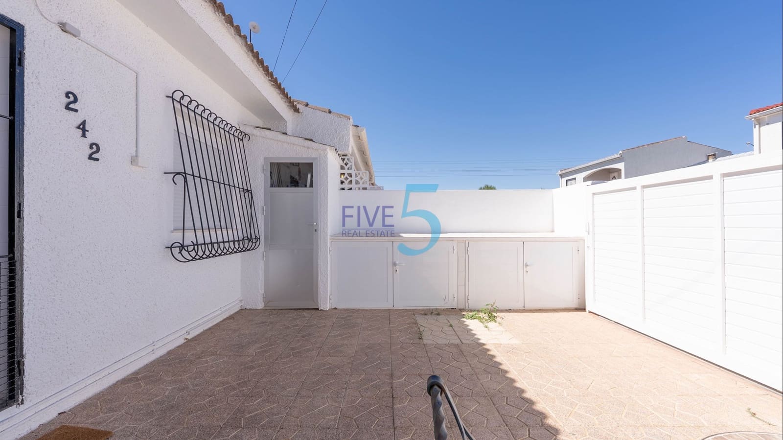 2 camera da letto Bungalow in vendita in Torrevieja con piscina garage - 169.000 € (Rif: 9976480)