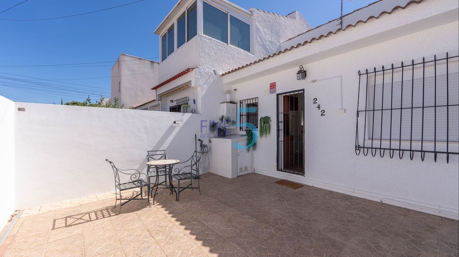 2 camera da letto Bungalow in vendita in Torrevieja con piscina garage - 169.000 € (Rif: 9976480)